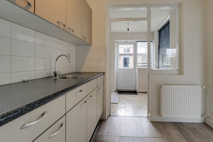 Photo 17 of Venusstraat 19