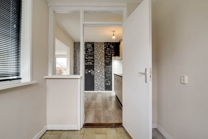 Photo 18 of Venusstraat 19