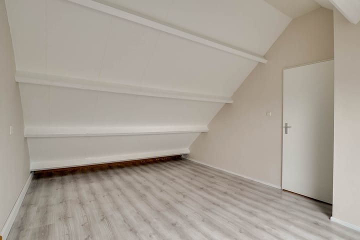 Photo 42 of Venusstraat 19