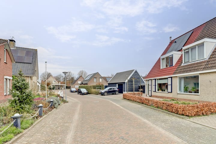 Foto 2 van Kapellerie 13