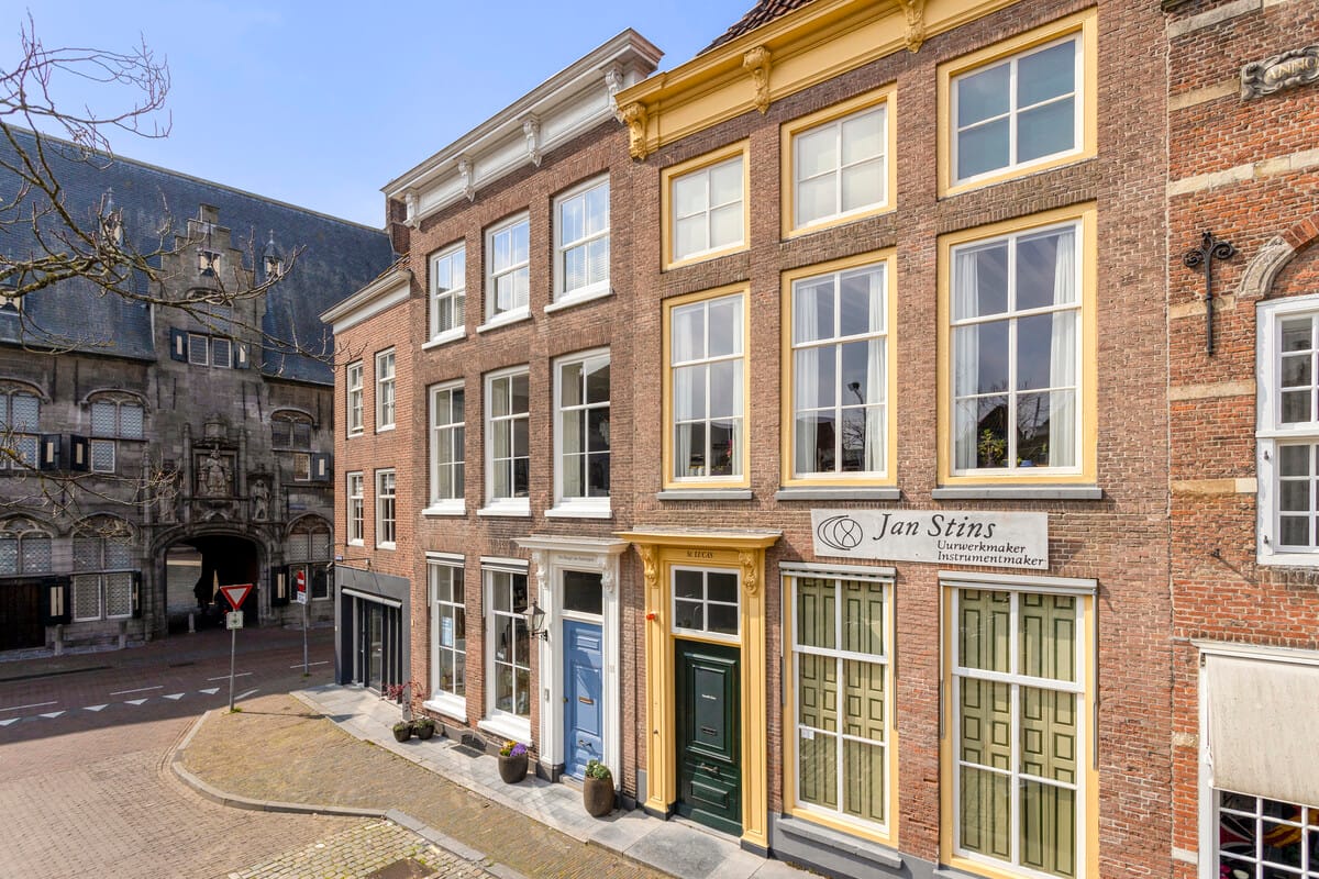 Foto 42 van Damplein 5