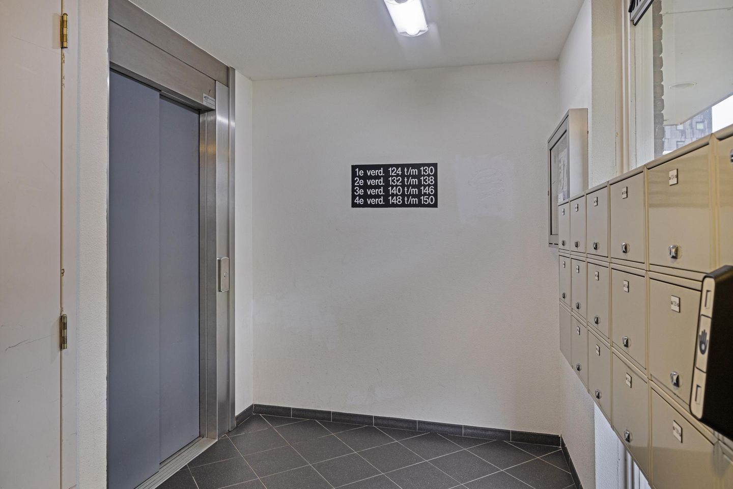 Foto 5 van Boksdoornerf 138