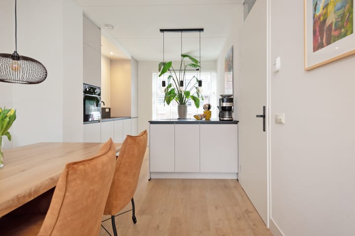 Foto 10 van Scharwoudestraat 20