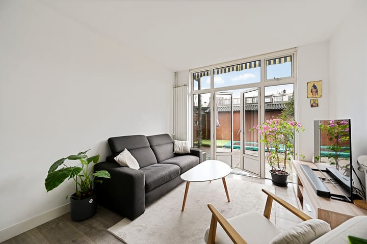 Foto 9 van van Alphenstraat 94