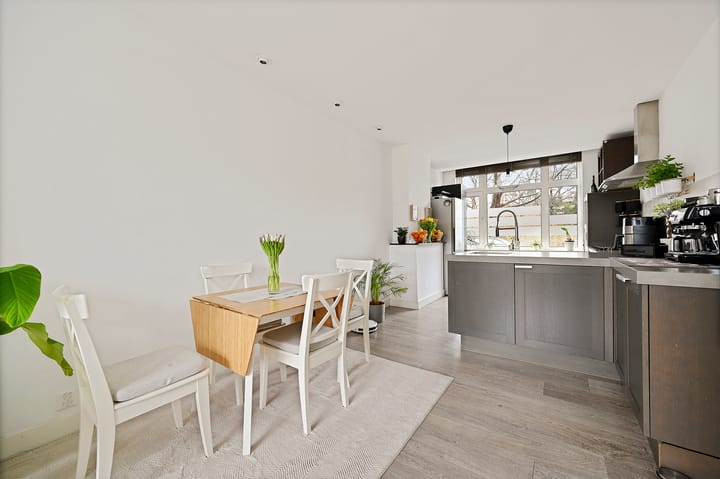 Foto 11 van van Alphenstraat 94