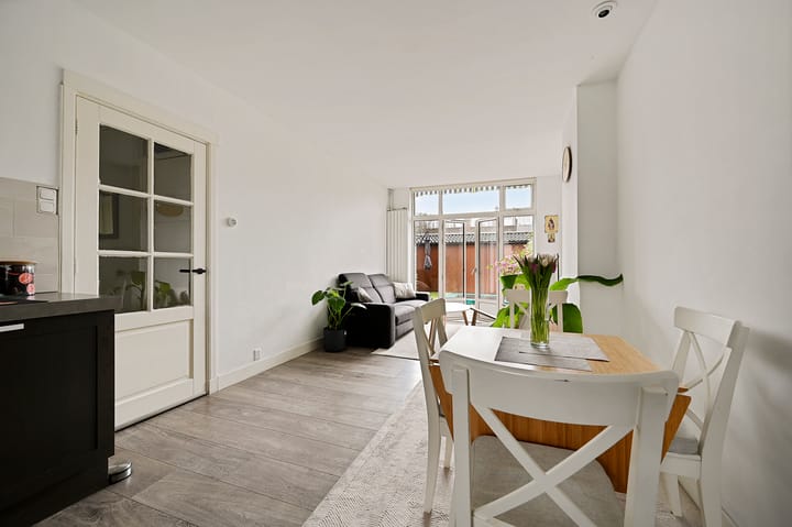 Foto 15 van van Alphenstraat 94