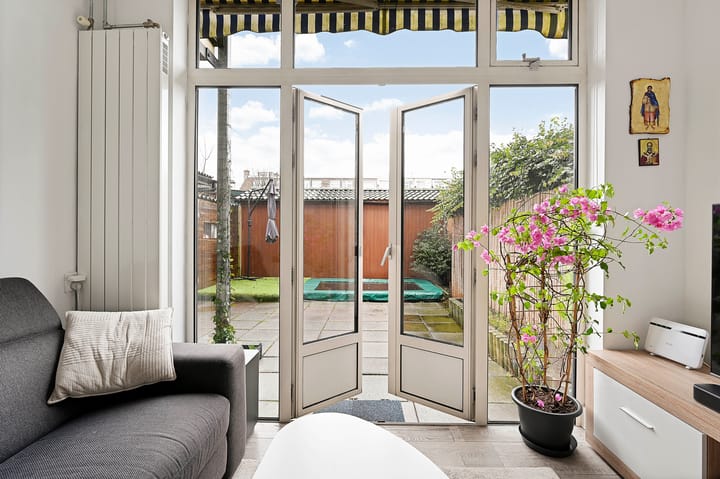 Foto 17 van van Alphenstraat 94