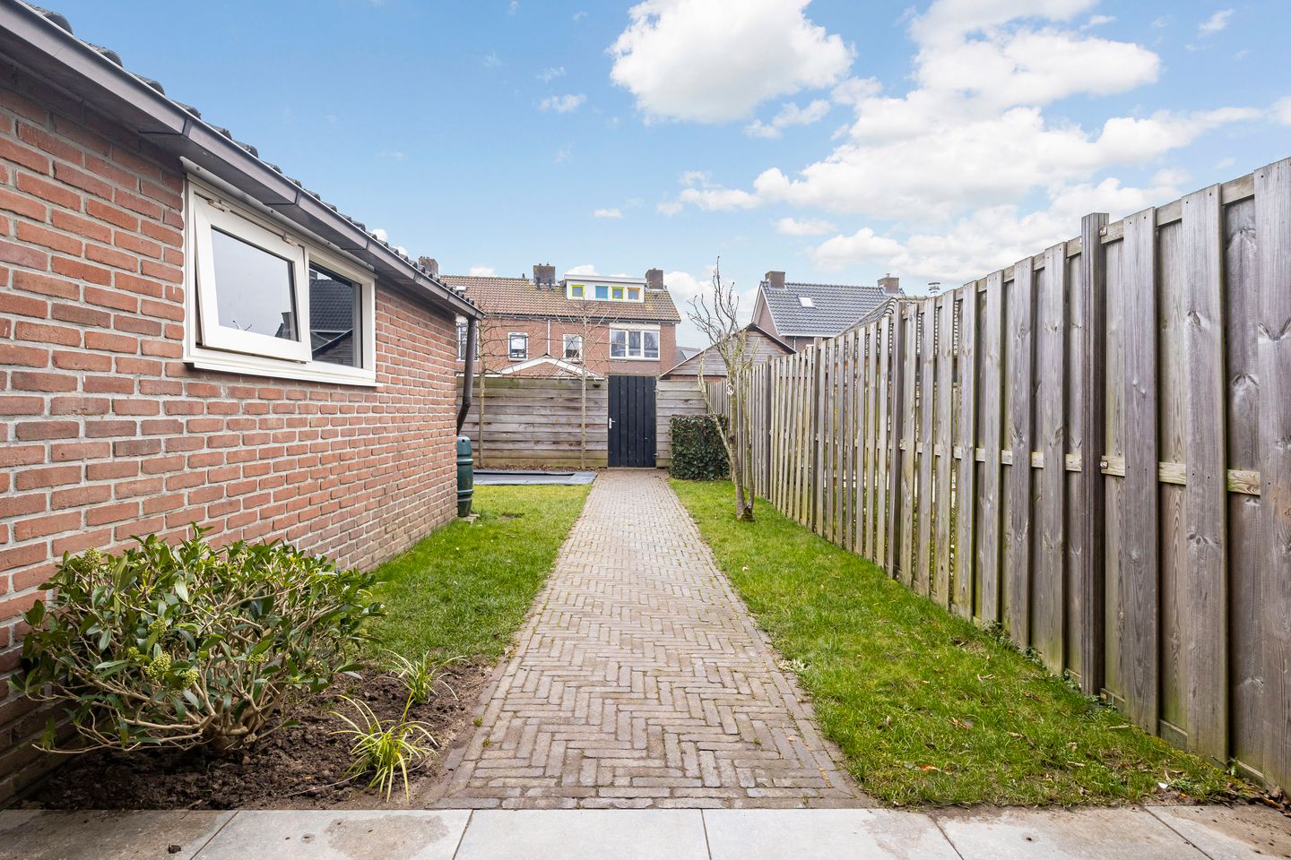 Foto 25 van Arndt van Buerenstraat 16