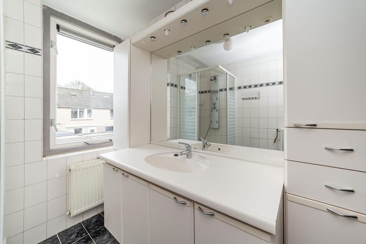 Photo 20 of Zwanenveld 4415