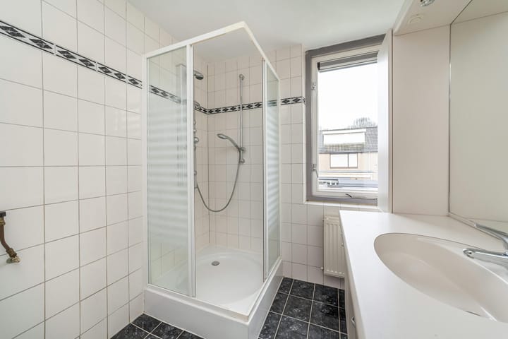 Photo 22 of Zwanenveld 4415