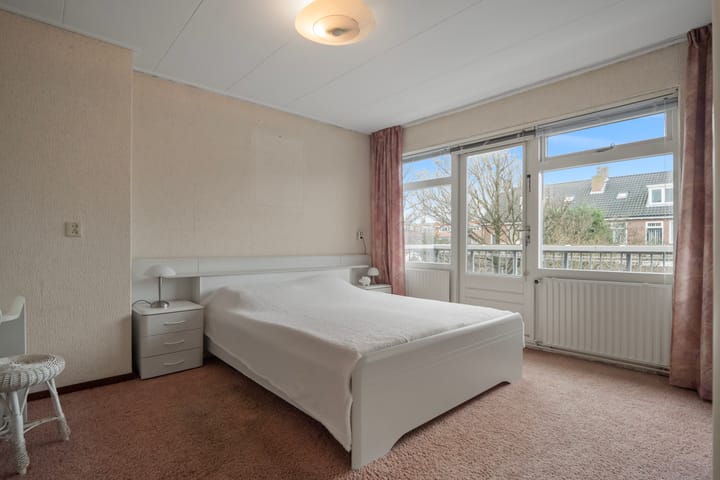 Photo 14 of Ceramstraat 86