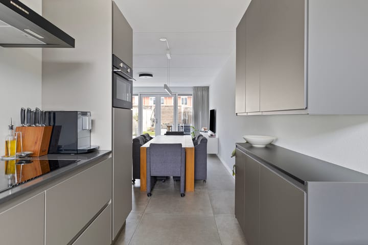 Foto 12 van Wichard van Pontlaan 99