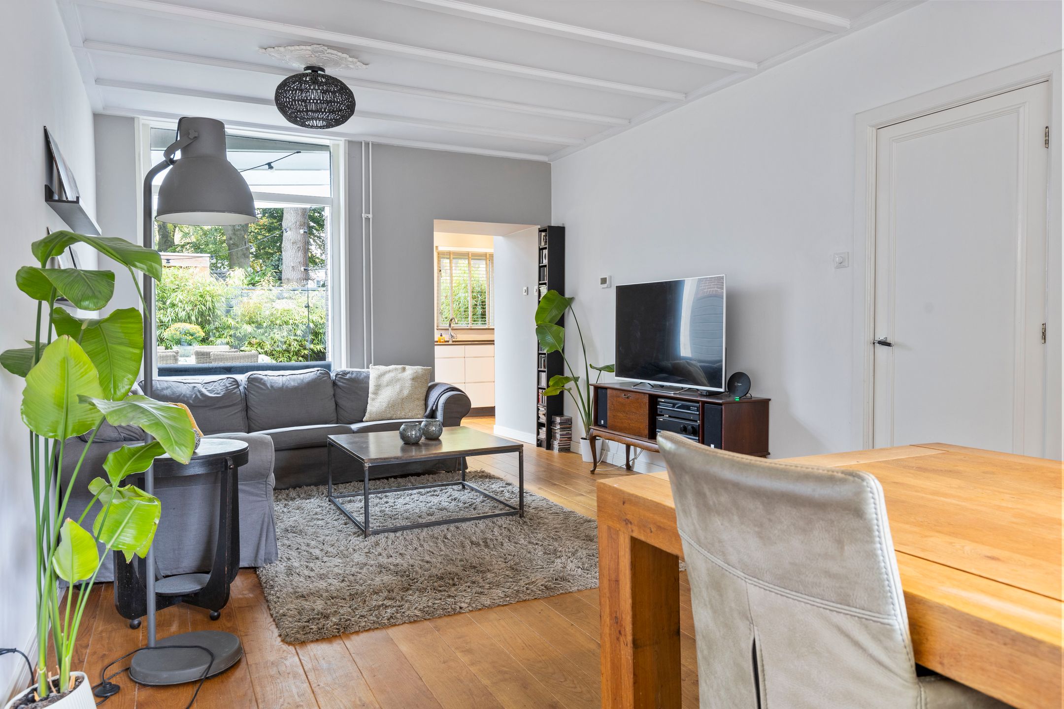 Foto 6 van Van Huutstraat 8