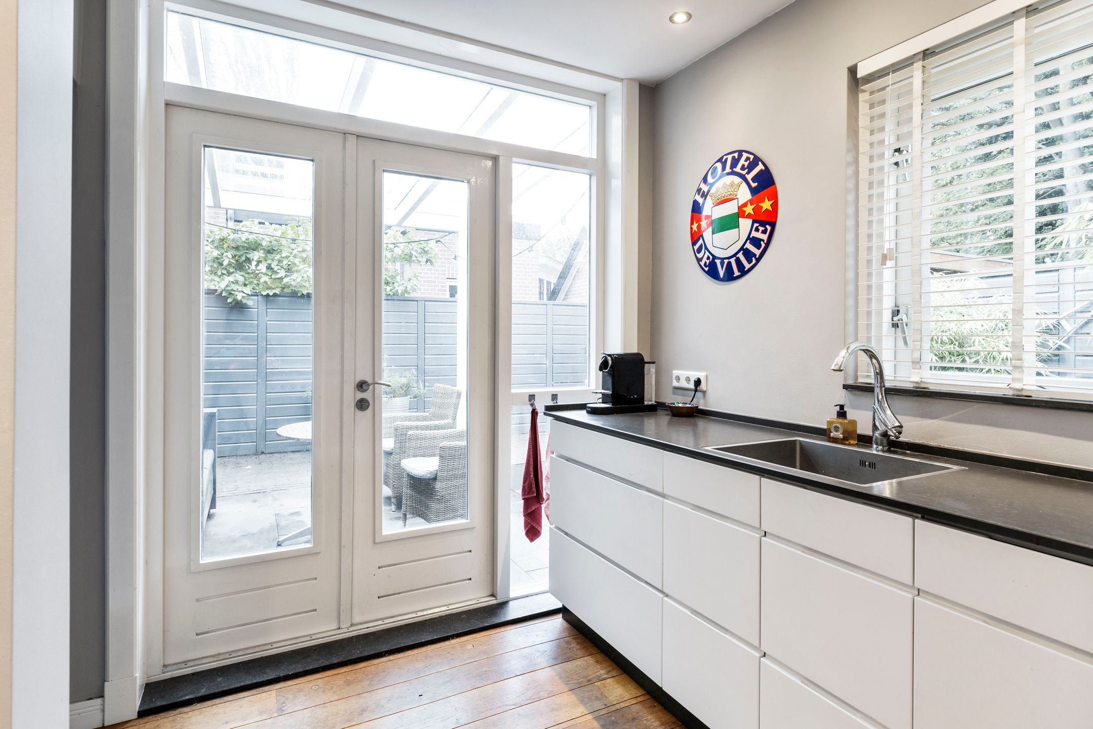 Foto 12 van Van Huutstraat 8