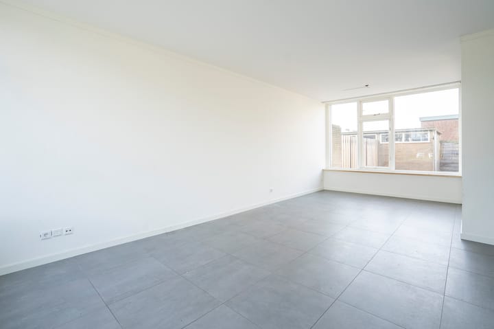 Foto 2 van Douwes Dekkerlaan 214