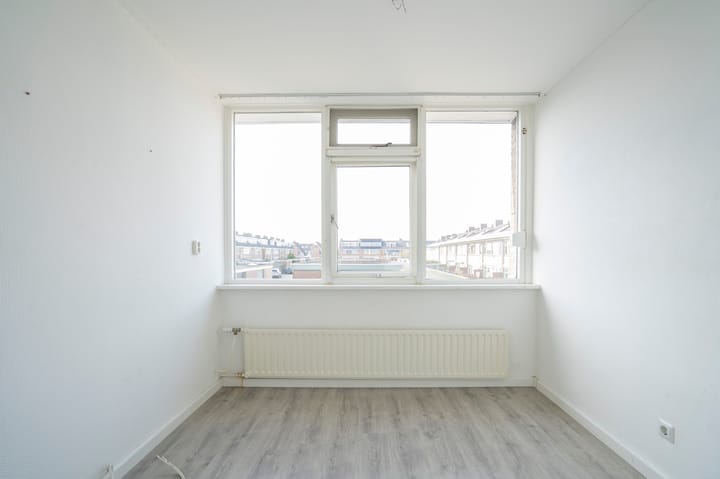 Foto 16 van Douwes Dekkerlaan 214