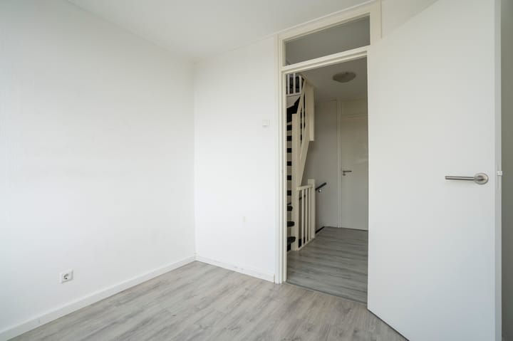 Foto 17 van Douwes Dekkerlaan 214