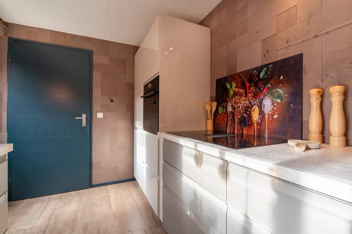 Foto 12 van De Savornin Lohmanstraat 84