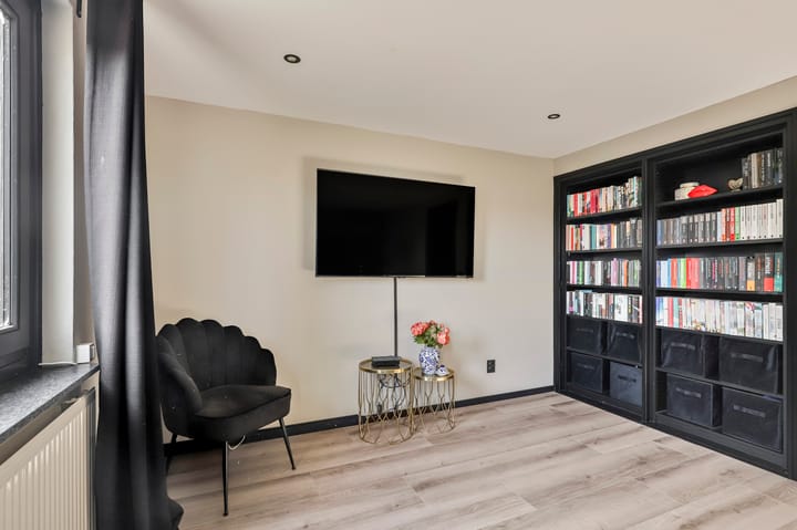 Foto 19 van Valkstraat 2