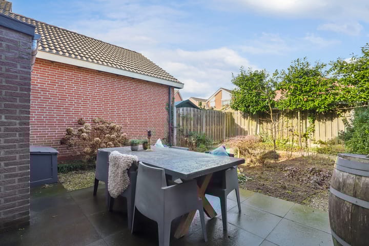 Foto 33 van Valkstraat 2