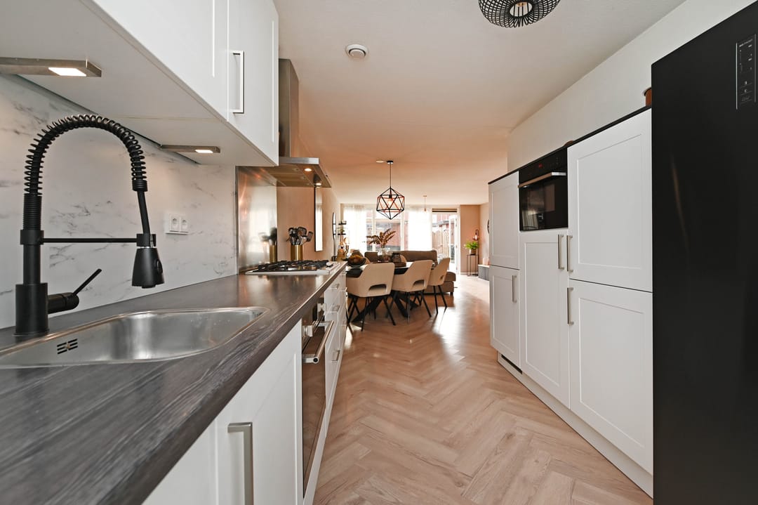 Photo 17 of Woudenbergstraat 26