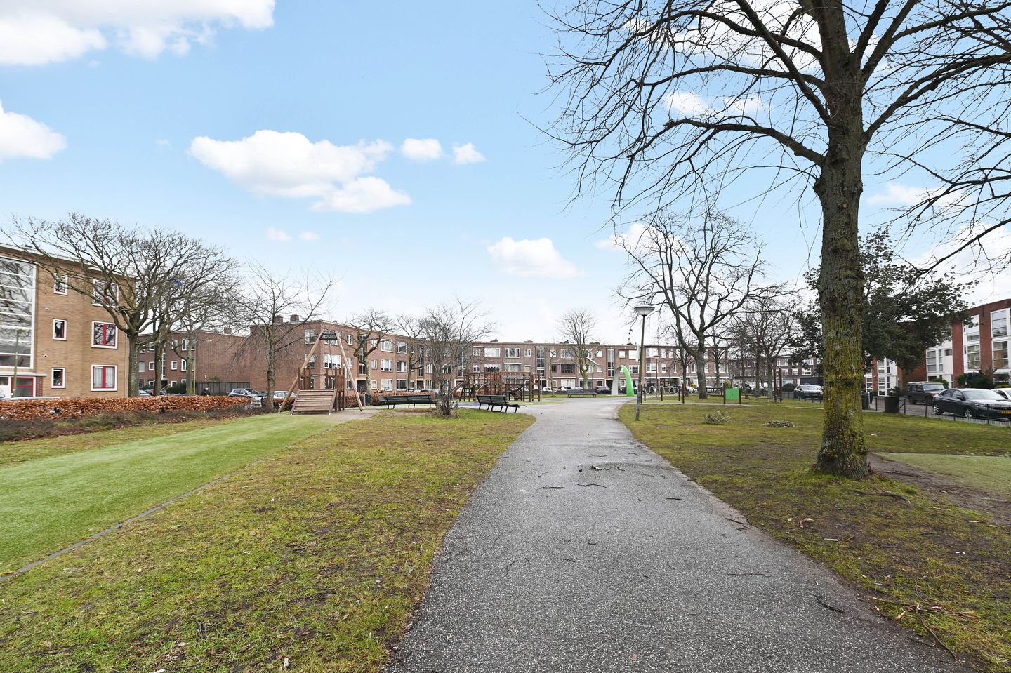 Photo 35 of Woudenbergstraat 26