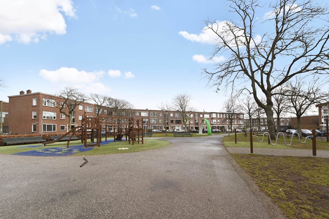 Photo 37 of Woudenbergstraat 26