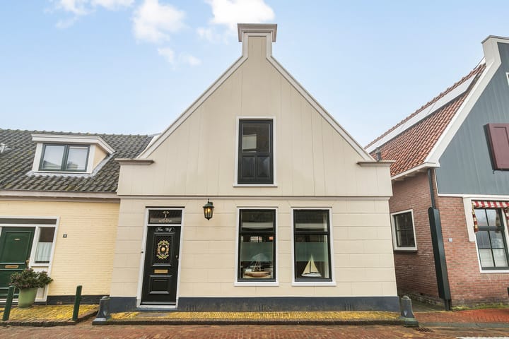 Foto 1 van Dorpsstraat 15