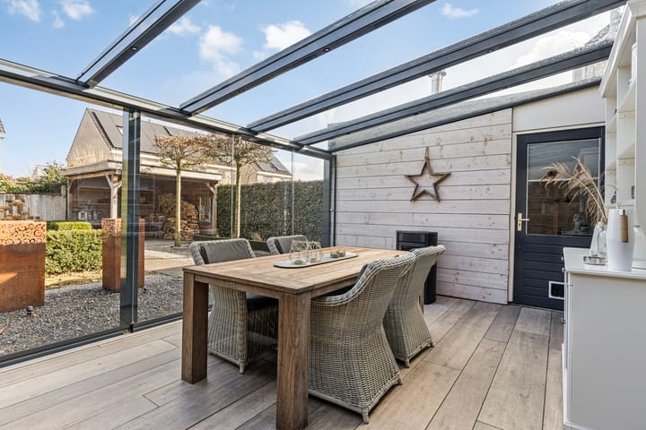 Foto 22 van Vincent van Goghlaan 39