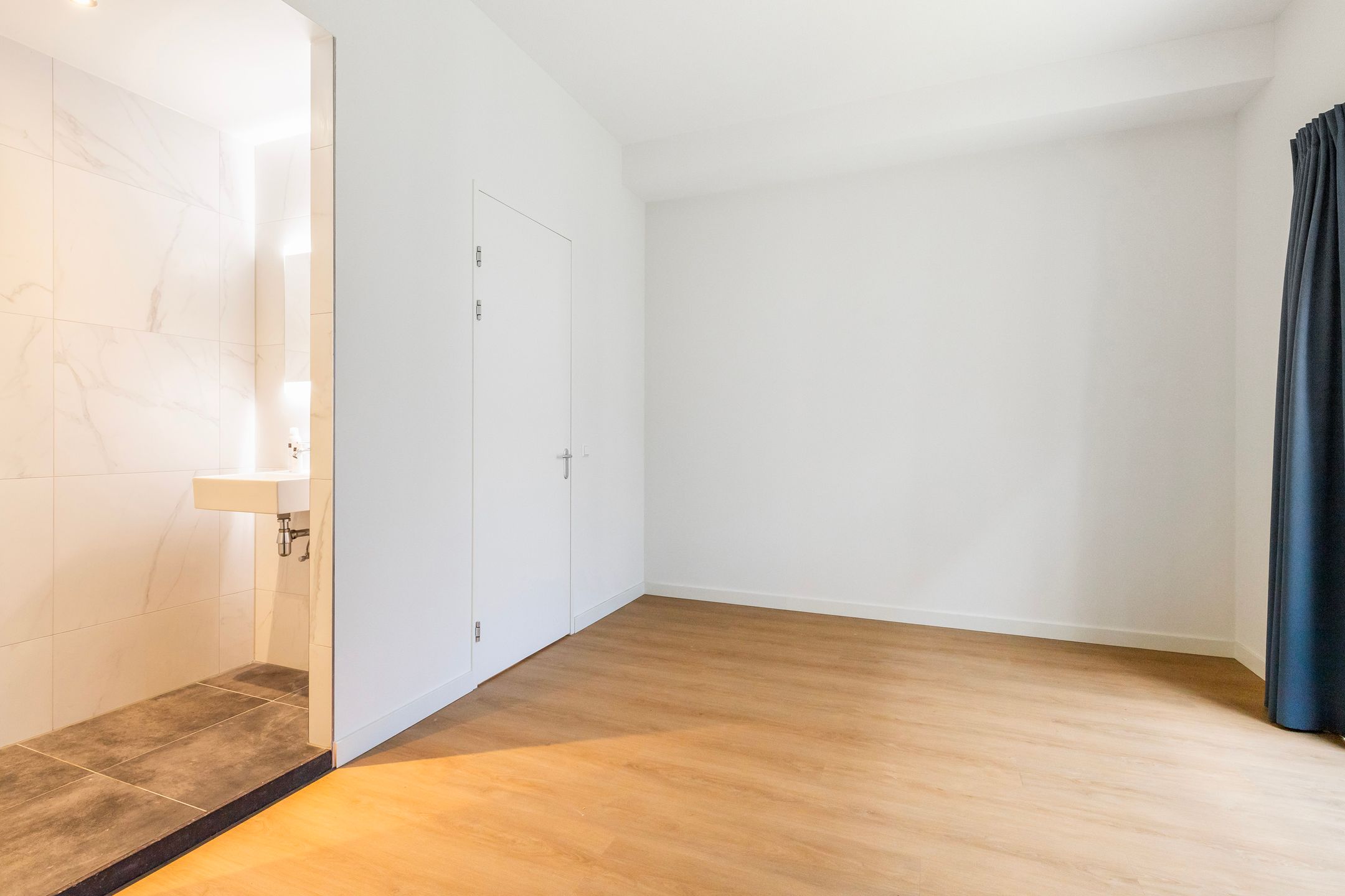 Foto 12 van Helfrichstraat 1-J