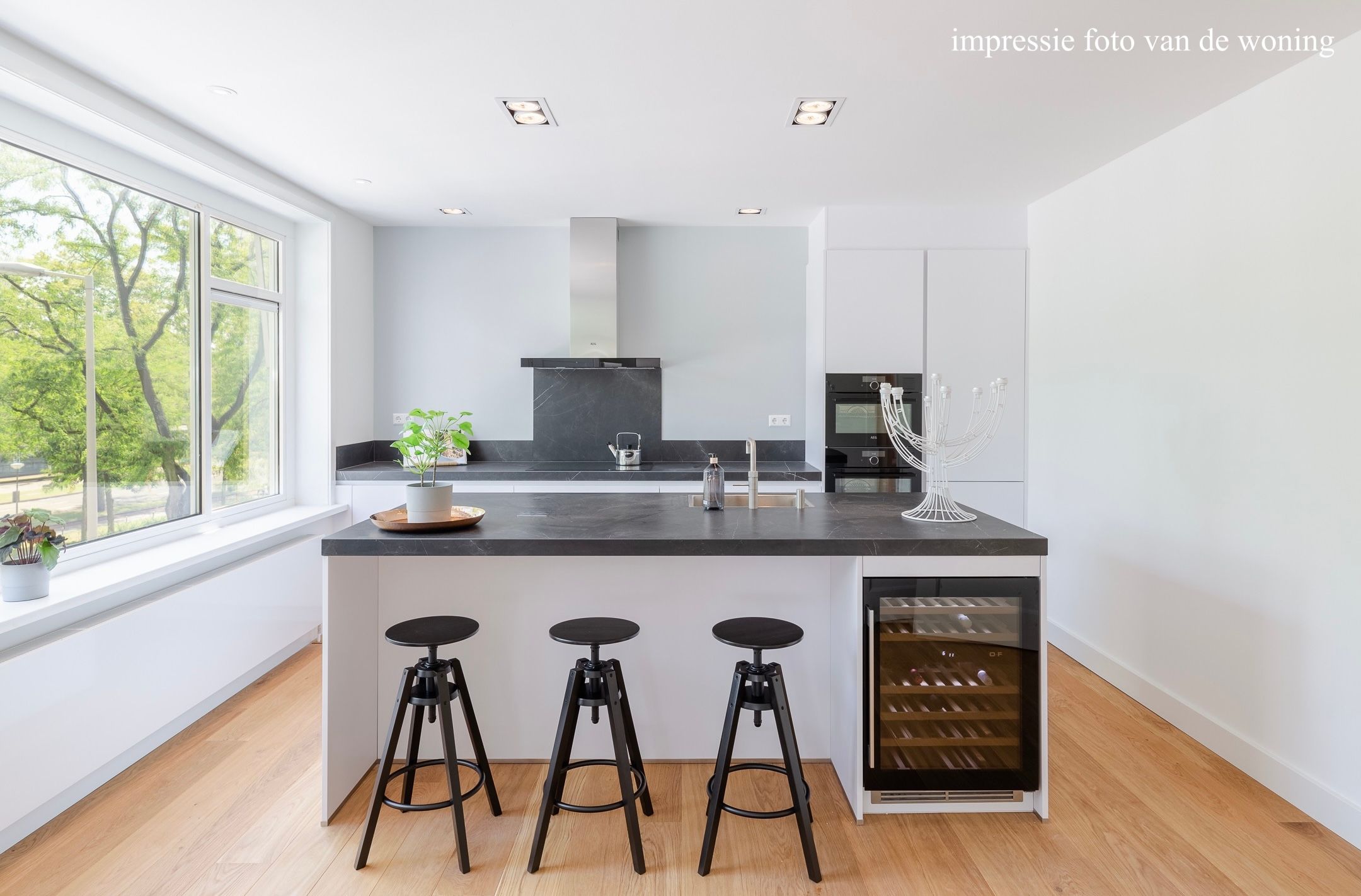 Foto 3 van Rochussenstraat 25-03