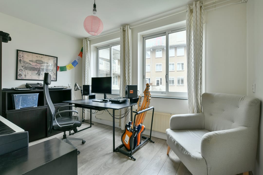 Photo 11 of Tweede Ceramstraat 18