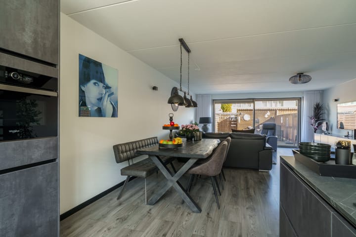 Photo 11 of Ed Hoornikstraat 10