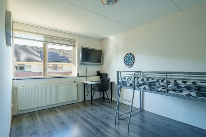 Photo 16 of Ed Hoornikstraat 10