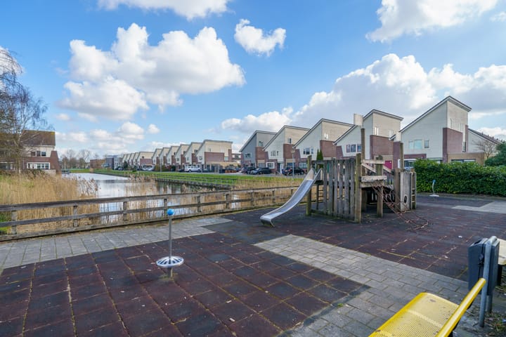 Photo 32 of Ed Hoornikstraat 10