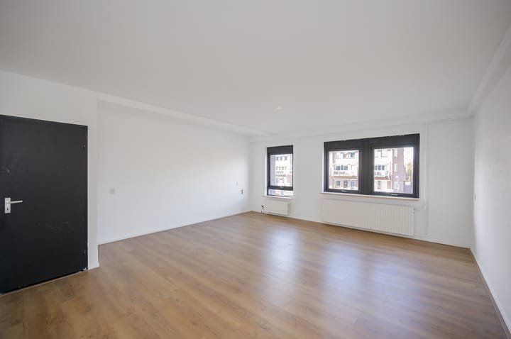 Foto 10 van Van Mandersloostraat 75