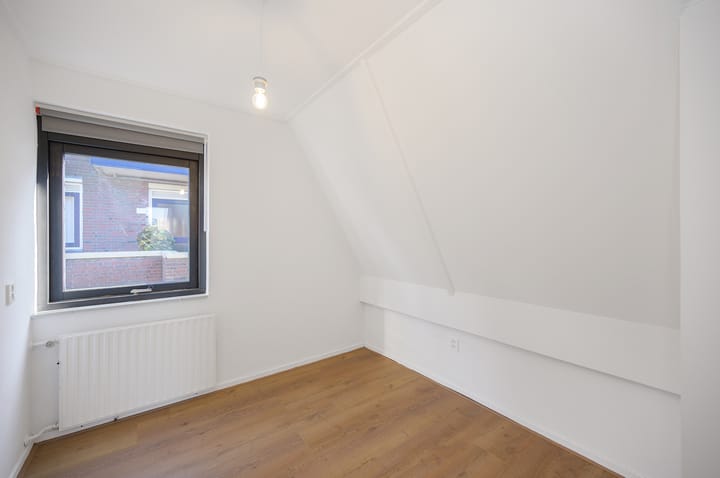 Foto 15 van Van Mandersloostraat 75