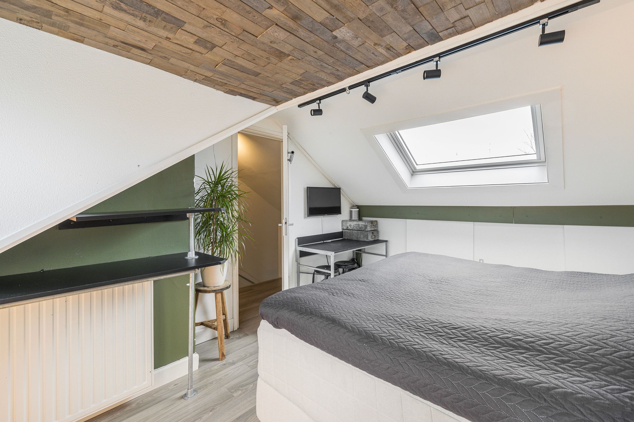 Photo 42 of Kanaalweg Oostzijde 34