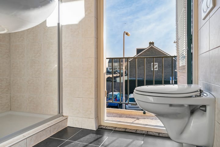 Foto 27 van Karel Doormanlaan 70