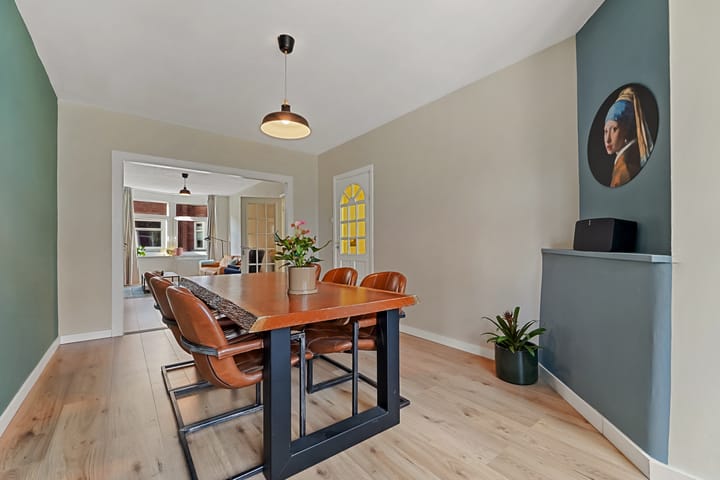 Foto 13 van Van den Boschstraat 230