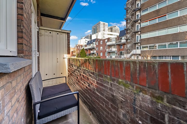 Foto 19 van Van den Boschstraat 230