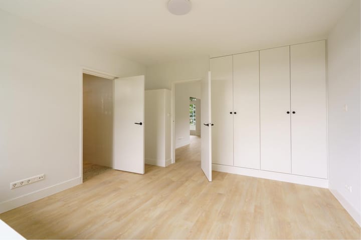 Foto 16 van Middenlaan 25