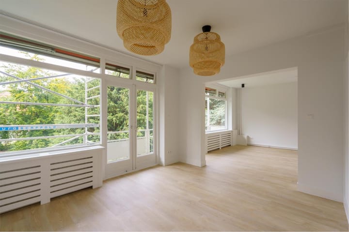 Foto 19 van Middenlaan 25