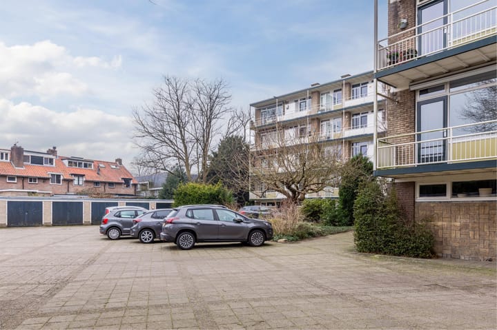 Foto 56 van Middenlaan 25