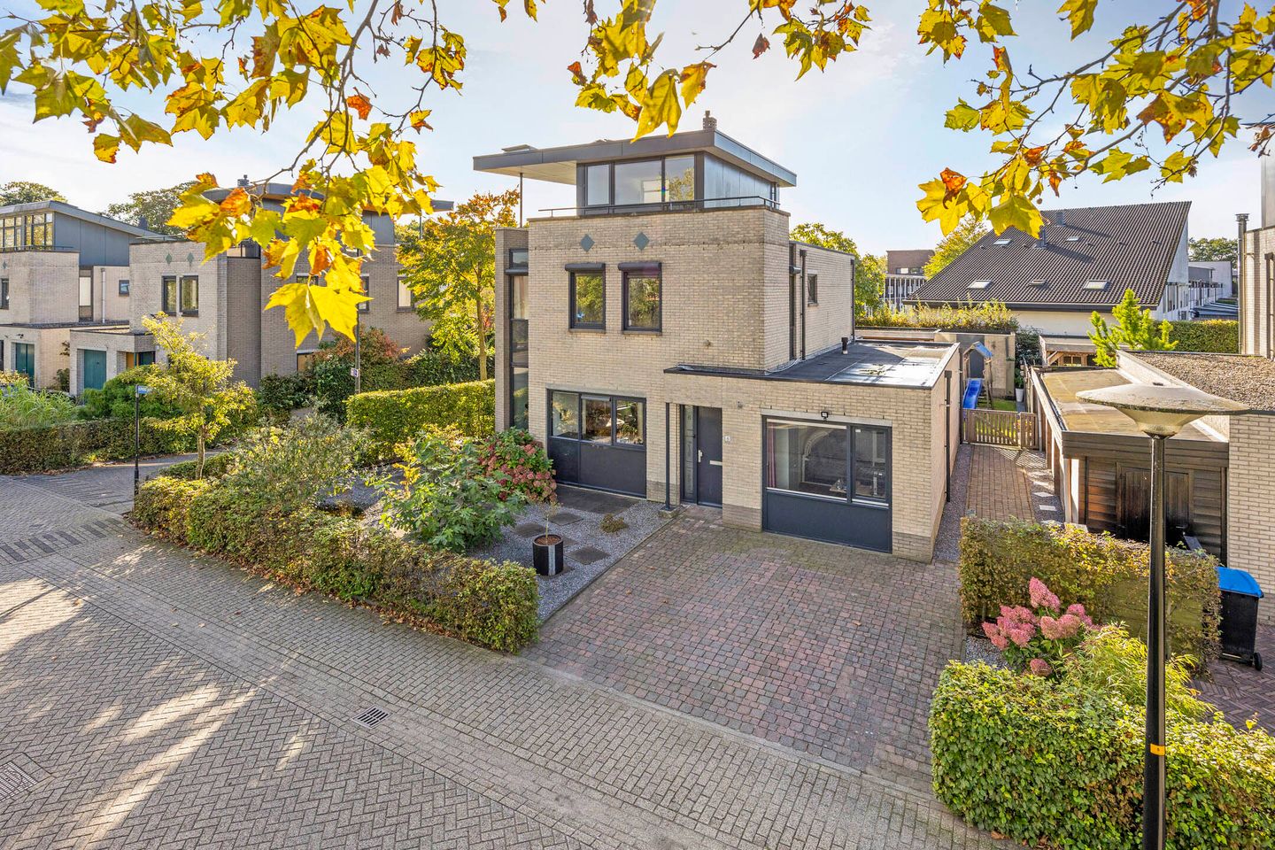 Foto 1 van Alphons Diepenbrocklaan 6