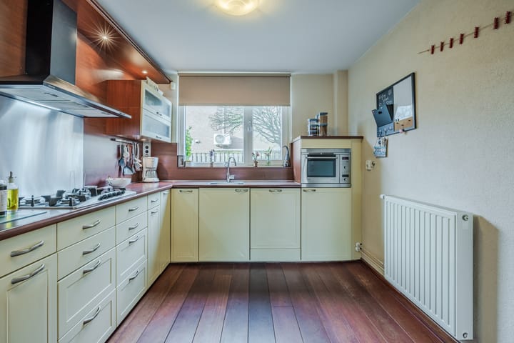 Photo 9 of Fokkemast 17