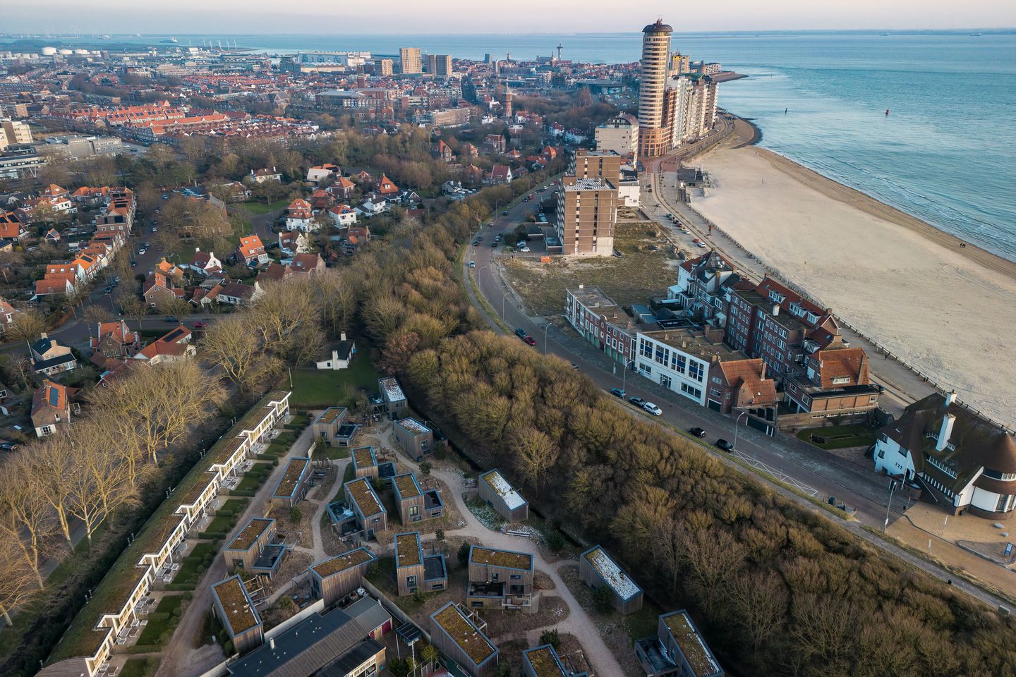 Foto 20 van Burgemeester van Woelderenlaan 1-10