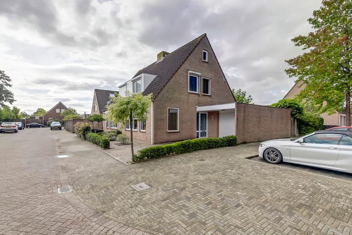 Foto 2 van De Casembrootstraat 5