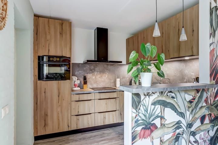 Foto 12 van De Casembrootstraat 5