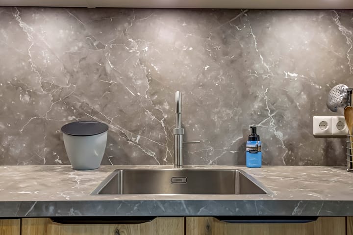 Foto 16 van De Casembrootstraat 5